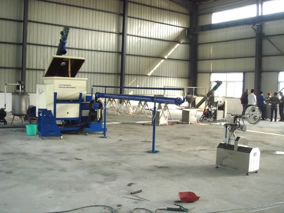 徐礦集團新工藝半自動錨固劑生產線 徐礦集團新工藝半自動錨固劑生產線